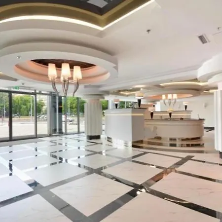 Apartment Hanza Tower 23 Pool & Jacussi